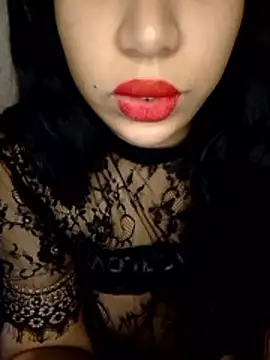 Snapshot of madleen_Mm chatting on April 25, 12:30 pm madleen Mm online show from April 25, 12:30 pm