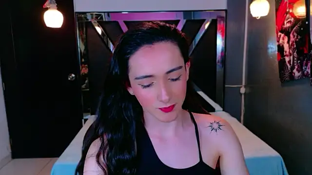 Snapshot of Ivony_Giselle chatting on March 21, 1:48 pm Ivony Giselle online show from March 21, 1:48 pm