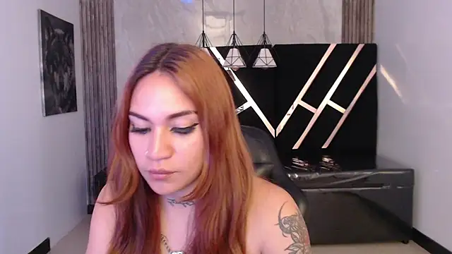 Snapshot of Andrea_ch01 chatting on February 23, 8:39 pm Andrea ch01 online show from February 23, 8:39 pm