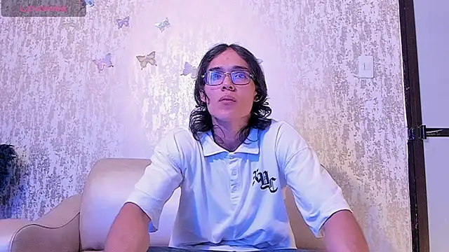 Snapshot of Noha_castellano chatting on March 23, 12:31 pm Noha castellano online show from March 23, 12:31 pm