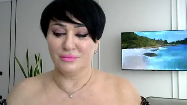 Snapshot of Kleotempt chatting on March 8, 11:25 am Kleotempt online show from March 8, 11:25 am