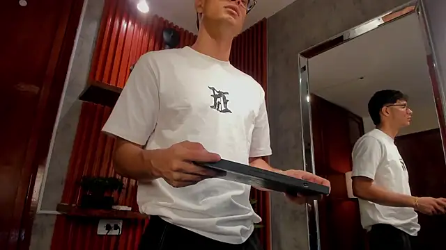 ban sonder online show from March 19, 1:53 am