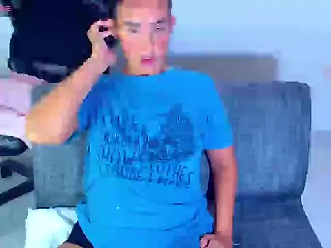 Snapshot of dreamgirlxxx1 chatting on March 13, 12:17 am dreamgirlxxx1 online show from March 13, 12:17 am