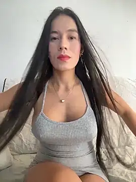 Penny 09 online show from May 29, 9:35 pm
