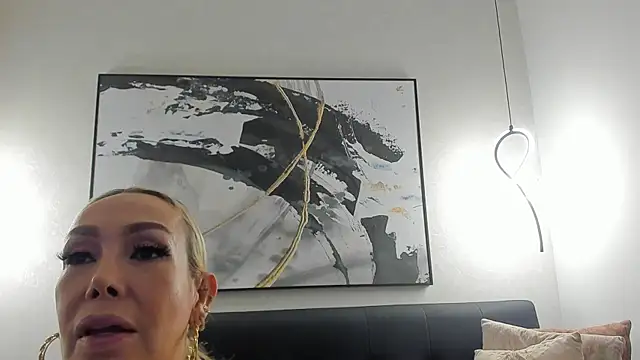 SophiMarin online show from April 10, 11:04 am