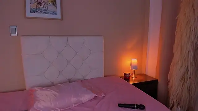 Snapshot of Dollhell chatting on March 20, 11:26 am Dollhell online show from March 20, 11:26 am