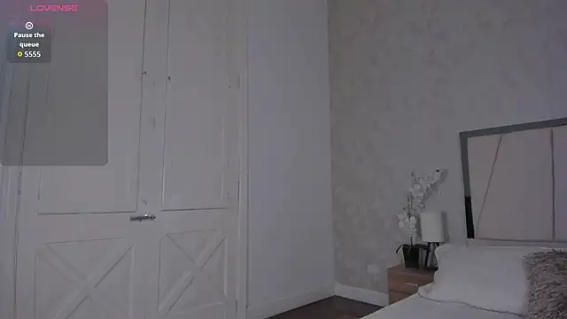 Snapshot of Arii_wilde chatting on March 27, 12:38 pm Arii wilde online show from March 27, 12:38 pm