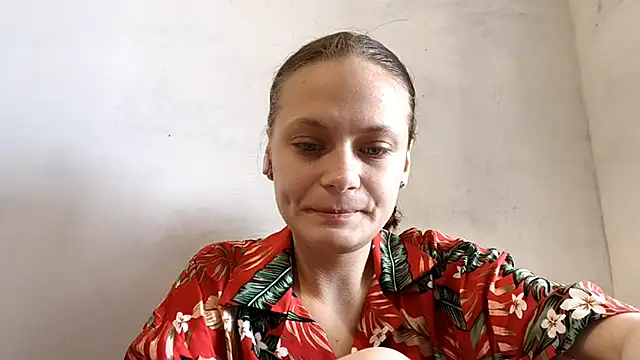 LuluSweetyGirl online show from March 26, 11:32 pm