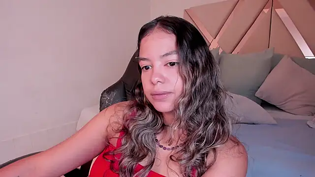 dulce lyraa1 online show from March 28, 12:32 am