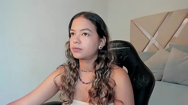 dulce lyraa1 online show from March 29, 7:58 pm