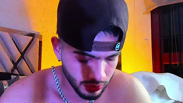 Vincentblack online show from February 24, 6:33 am