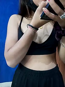 Snapshot of Sexy_aakansha chatting on April 5, 6:32 am Sexy aakansha online show from April 5, 6:32 am