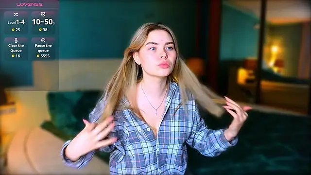 Snapshot of hornycharisma chatting on March 16, 3:27 pm hornycharisma online show from March 16, 3:27 pm