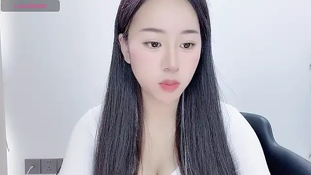 Snapshot of Baixi-01 chatting on April 5, 4:31 am Baixi-01 online show from April 5, 4:31 am