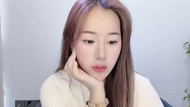 Snapshot of Baixi-01 chatting on April 12, 4:28 am Baixi-01 online show from April 12, 4:28 am