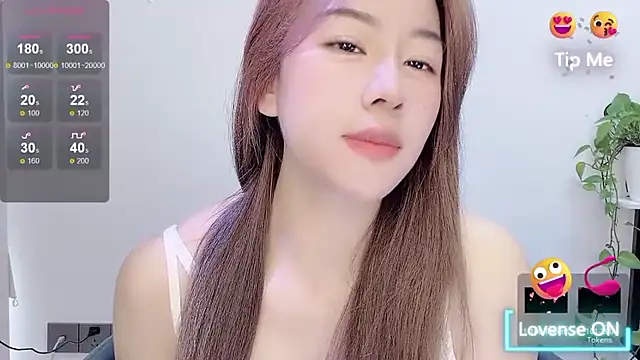 Snapshot of Baixi-01 chatting on May 8, 4:29 am Baixi-01 online show from May 8, 4:29 am