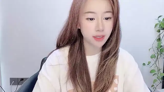 Snapshot of Baixi-01 chatting on May 31, 4:53 am Baixi-01 online show from May 31, 4:53 am