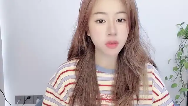 Snapshot of Baixi-01 chatting on June 3, 4:48 am Baixi-01 online show from June 3, 4:48 am