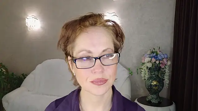 LioraWeiss online show from March 4, 6:41 am