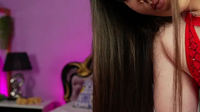 AylaWhisper online show from May 20, 5:19 pm