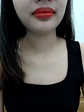 Snapshot of AmberBelle_007 chatting on March 8, 8:12 pm AmberBelle 007 online show from March 8, 8:12 pm