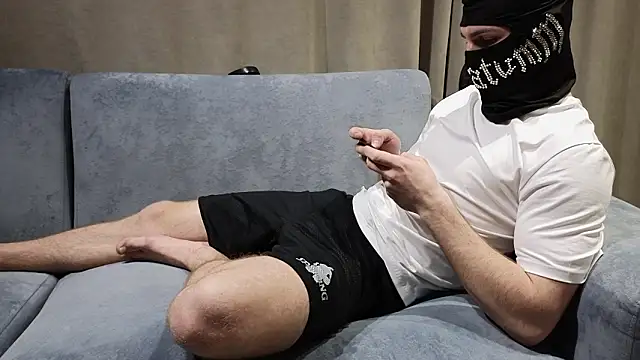 Snapshot of chantatummm chatting on March 26, 8:36 pm chantatummm online show from March 26, 8:36 pm