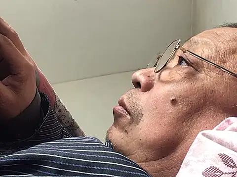 Snapshot of yaocaobi8 chatting on March 2, 5:08 am yaocaobi8 online show from March 2, 5:08 am