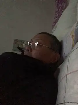 Snapshot of yaocaobi8 chatting on March 5, 10:00 am yaocaobi8 online show from March 5, 10:00 am