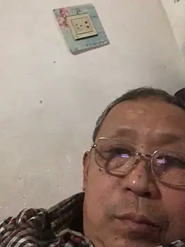 Snapshot of yaocaobi8 chatting on March 17, 12:41 pm yaocaobi8 online show from March 17, 12:41 pm