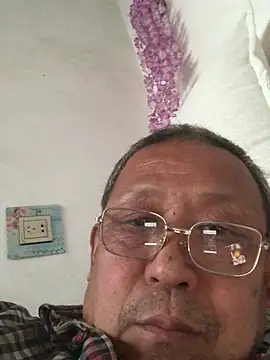 Snapshot of yaocaobi8 chatting on March 19, 10:19 am yaocaobi8 online show from March 19, 10:19 am