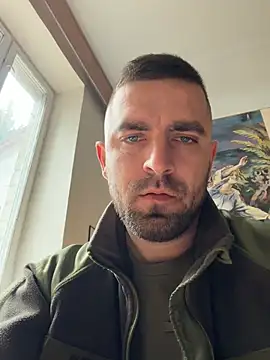 Snapshot of VANYA1997 chatting on March 19, 7:12 am VANYA1997 online show from March 19, 7:12 am