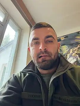 Snapshot of VANYA1997 chatting on March 23, 7:45 am VANYA1997 online show from March 23, 7:45 am