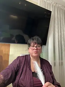 Snapshot of expensive_lady chatting on March 8, 6:44 pm expensive lady online show from March 8, 6:44 pm