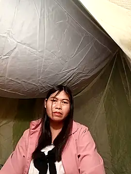 Snapshot of -Batina- chatting on March 4, 9:43 pm -Batina- online show from March 4, 9:43 pm