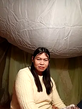 Snapshot of -Batina- chatting on March 10, 8:47 pm -Batina- online show from March 10, 8:47 pm