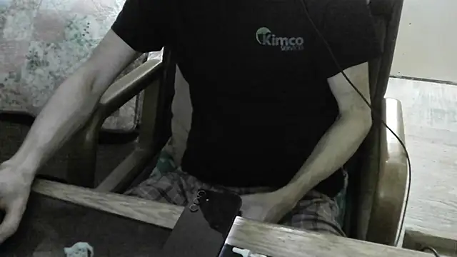 Snapshot of FiSTALiTY chatting on March 12, 9:48 am FiSTALiTY online show from March 12, 9:48 am