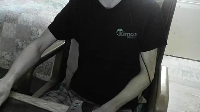 Snapshot of FiSTALiTY chatting on March 26, 10:43 am FiSTALiTY online show from March 26, 10:43 am