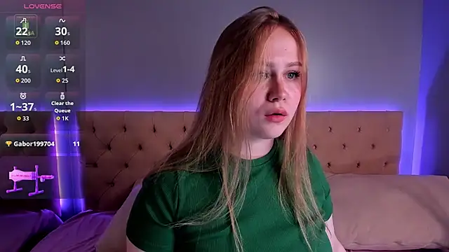 stacy moorex online show from June 22, 8:28 pm