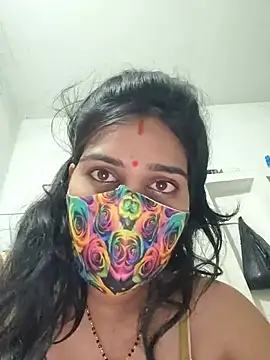 Snapshot of Poonam_bhoji chatting on June 24, 6:40 pm Poonam bhoji online show from June 24, 6:40 pm