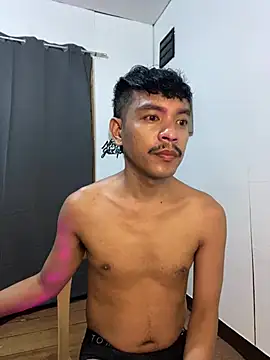 Snapshot of asian_darlingcummersxXx chatting on July 10, 9:23 am asian darlingcummersxXx online show from July 10, 9:23 am