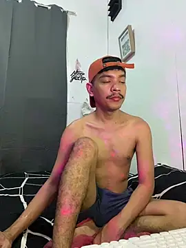 Snapshot of asian_darlingcummersxXx chatting on July 12, 5:09 am asian darlingcummersxXx online show from July 12, 5:09 am