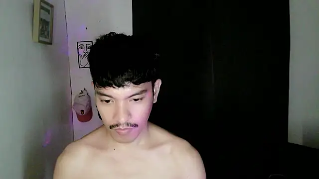 Snapshot of asian_darlingcummersxXx chatting on July 23, 8:40 pm asian darlingcummersxXx online show from July 23, 8:40 pm