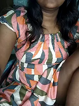 Snapshot of MISS_MADHURIBABY chatting on March 7, 8:44 am MISS MADHURIBABY online show from March 7, 8:44 am