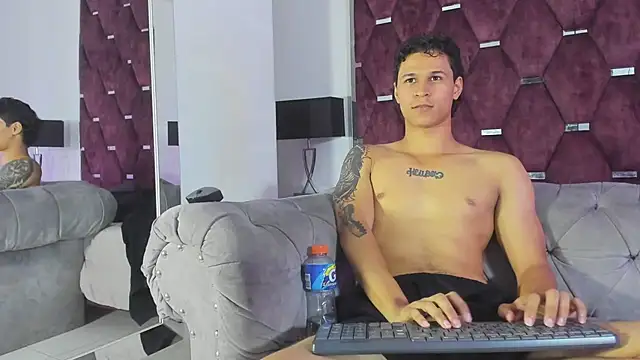 TonyBenedetti online show from June 14, 2:24 am