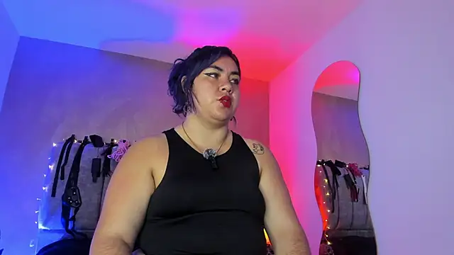 Snapshot of lilith_velvet_ chatting on March 27, 1:33 pm lilith velvet online show from March 27, 1:33 pm