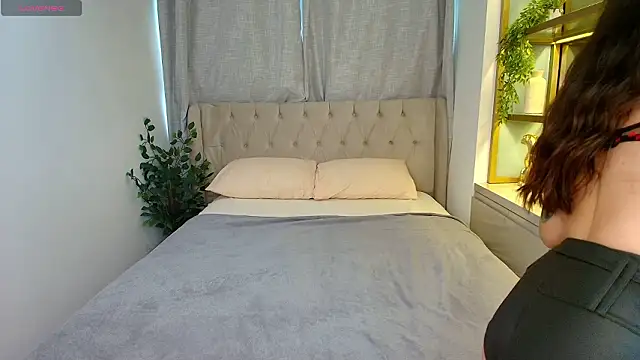 Sherry Longers online show from February 26, 12:26 pm