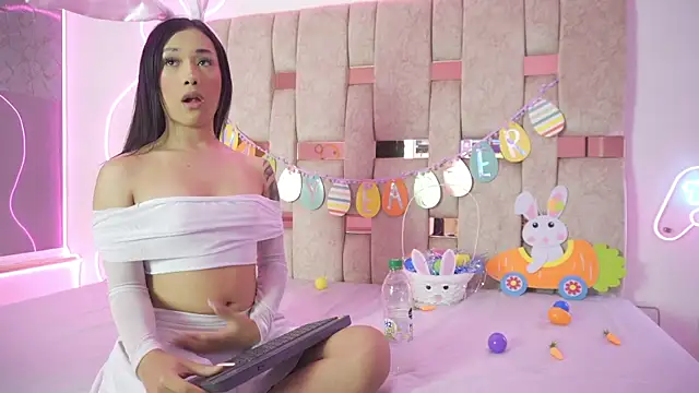 Snapshot of liasuaza chatting on March 28, 2:27 pm liasuaza online show from March 28, 2:27 pm