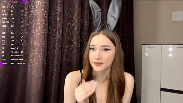 Snapshot of NuDonzze chatting on March 27, 5:01 pm NuDonzze online show from March 27, 5:01 pm