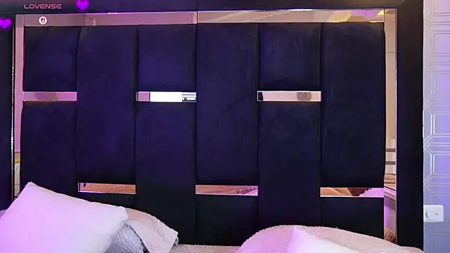 Snapshot of Dark_Eros_ chatting on March 16, 7:40 pm Dark Eros online show from March 16, 7:40 pm