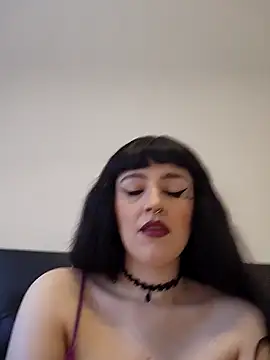 Snapshot of Mommynatrix chatting on March 18, 5:38 pm Mommynatrix online show from March 18, 5:38 pm